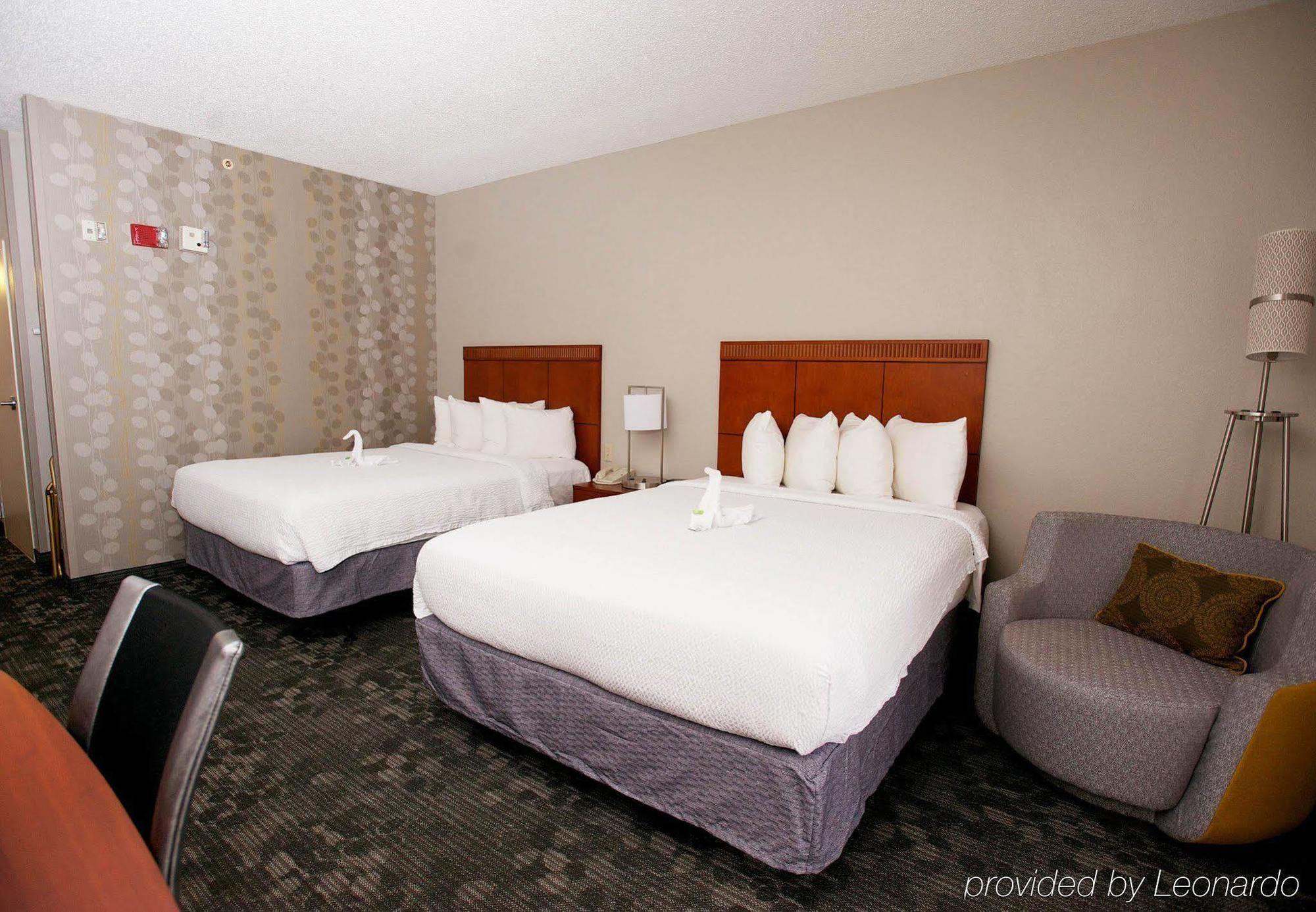 Courtyard By Marriott Dallas-Fort Worth/Bedford Exterior foto